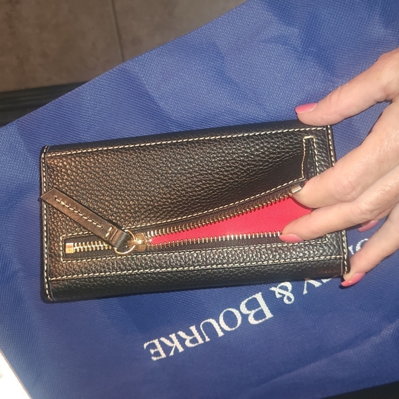 Dooney & Burke NWT Dust bag and registration card included. - Picture 5 of 12